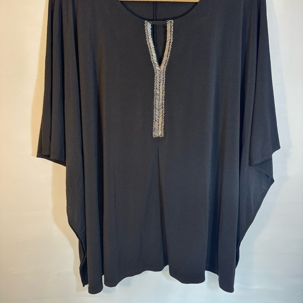 Cato Womens Size 22/24W Blouse Tunic Kimono Butterfly Sleeve Front Sliver Beads - Picture 10 of 11
